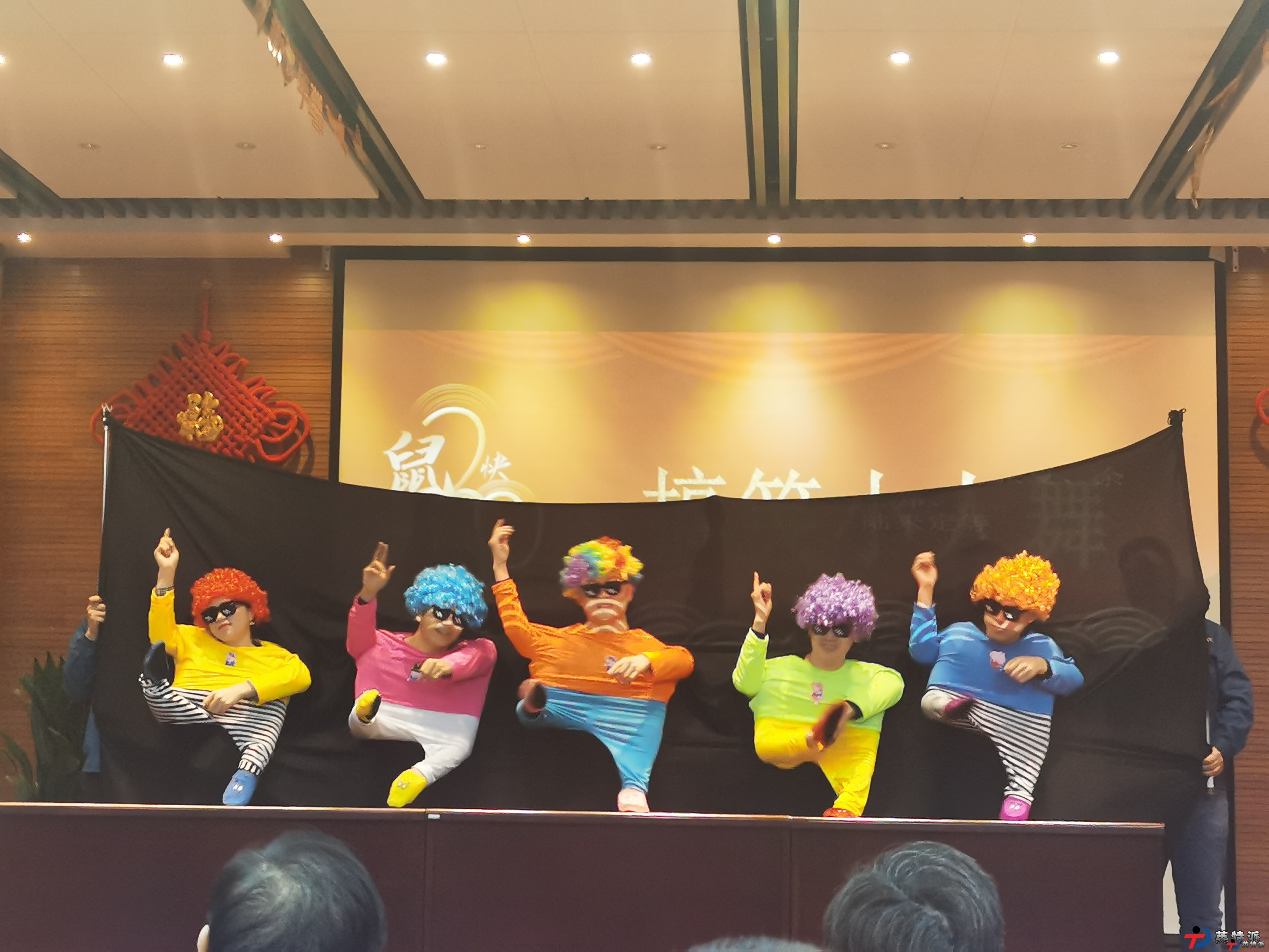 5e27a83d18231.jpg 5e27a83d18231.jpg