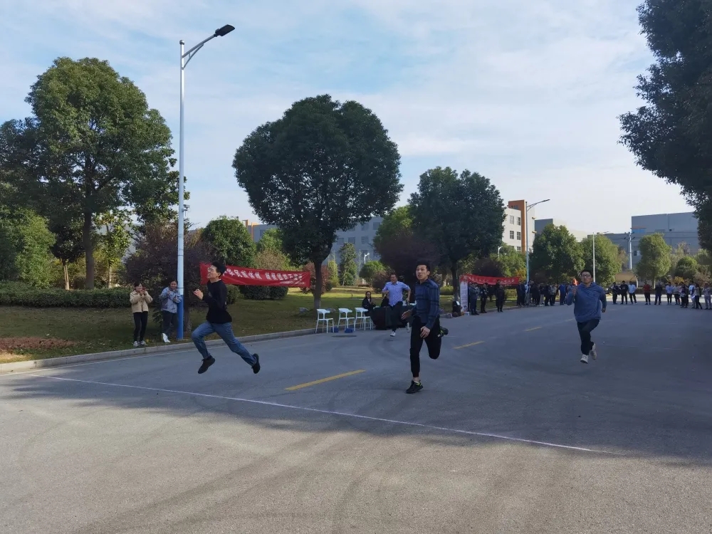 61b6f2d781365.jpg 61b6f2d781365.jpg