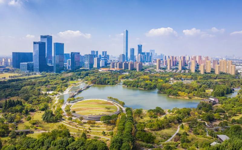 生態(tài)優(yōu)先 綠色發(fā)展 共繪美麗園區(qū)新圖景